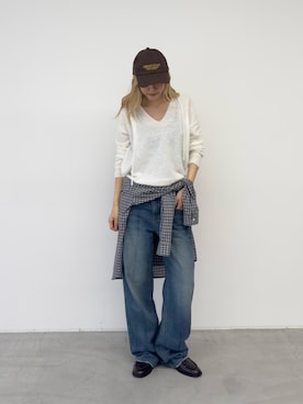 「CANAL JEAN（キャナルジーン）のEl mar　モヘアVネックパーカーニット（ニット/セーター、ホワイト系）」を使った、ANNAさん（レディース・158cm）の秋コーディネート