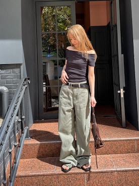 「CANAL JEAN（キャナルジーン）のEl mar　ウォッシングベイカーパンツ（その他パンツ、グリーン系）」を使った、ANNAさん（レディース・158cm）の夏コーディネート