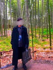 tricot COMME des GARCONSのチェスターコートを使った人気ファッション