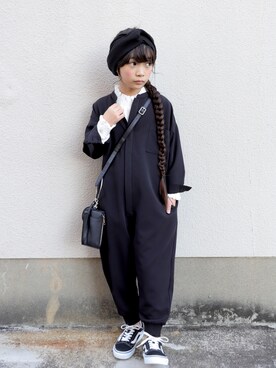 「antiqua（アンティカ）のアイテム（オールインワン・サロペット）」を使った、antiquatoy  officialさん（キッズ・125cm）の冬コーディネート