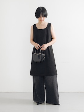 「URBAN RESEARCH（アーバンリサーチ）のCHRISTIAN VILLA　エナメルカーフレザーショルダーバッグ（ショルダーバッグ）」を使った、mackeyさん（レディース・160cm）の夏コーディネート