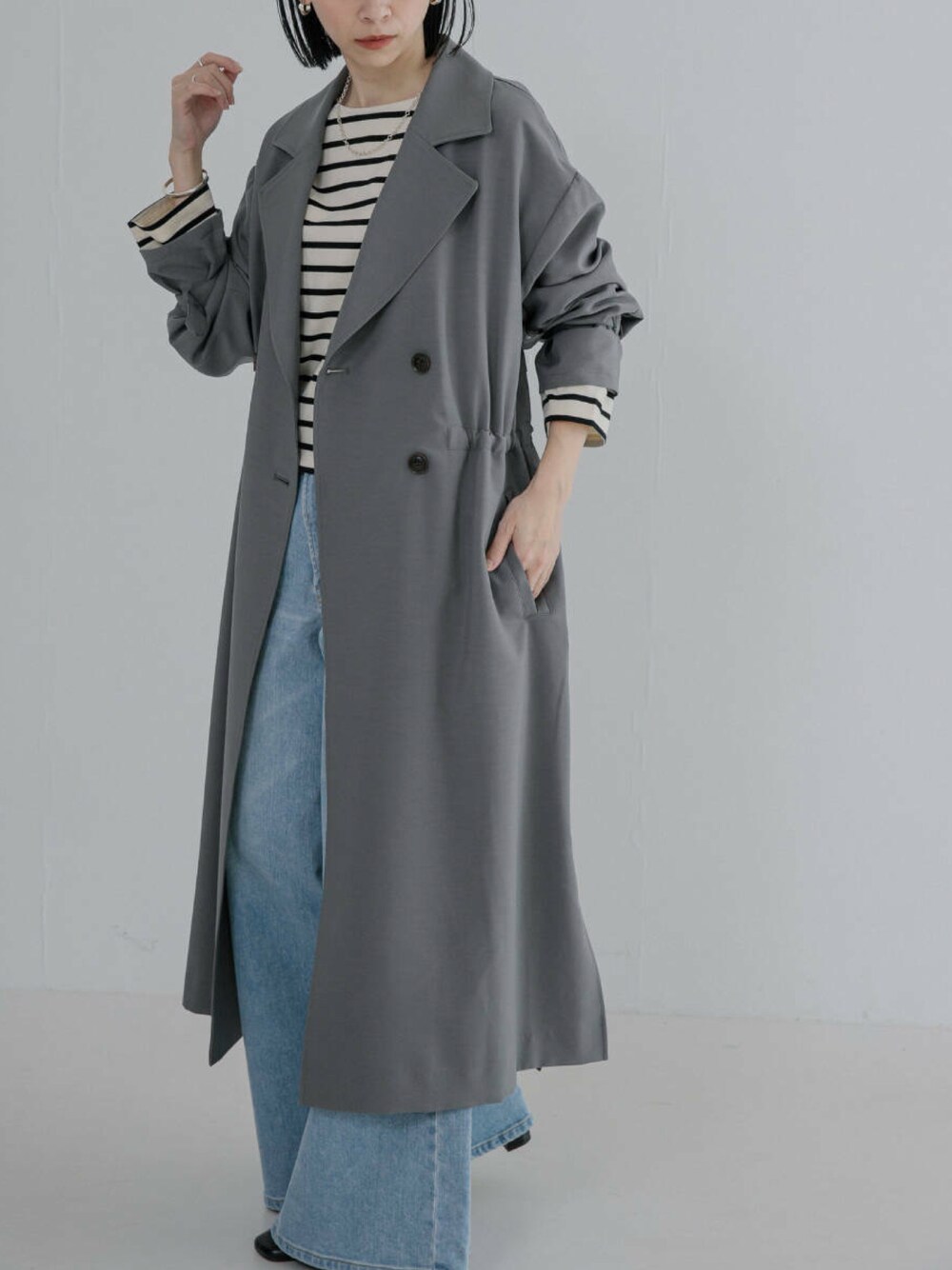 mackey(URBAN RESEARCH)｜URBAN RESEARCHのトレンチコートを使った