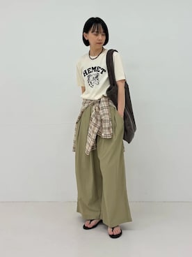 「MIXTA（ミクスタ）の『別注』Mixta×URBAN RESEARCH　HEMET（Tシャツ/カットソー、ベージュ系）」を使った、mackeyさん（レディース・160cm）の春コーディネート