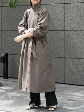 「URBAN RESEARCH（アーバンリサーチ）のアイテム（ステンカラーコート）」を使った、mackeyさん（レディース・160cm）の春コーディネート