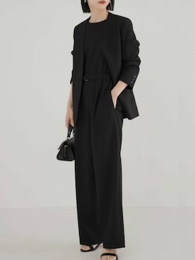 「アイテム（ノーカラージャケット）」を使った、mackeyさん（レディース・160cm）の冬コーディネート