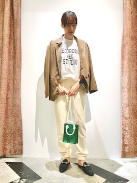 「秋先取りコーデ」｜「アイテム（スウェットパンツ）」を使った、ゆあんさん（レディース・168cm）の秋コーディネート