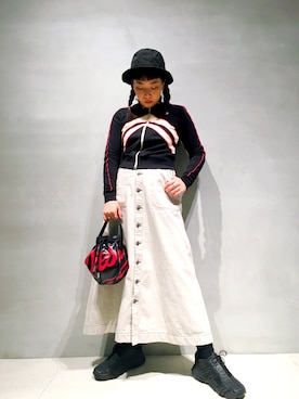 「DIESEL（ディーゼル）のアイテム（ハット）」を使った、Nishimuraさん（レディース・162cm）の冬コーディネート