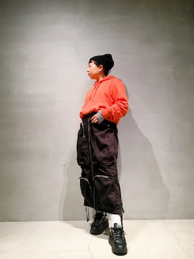 「DIESEL（ディーゼル）のアイテム（スカート）」を使った、Nishimuraさん（レディース・162cm）の冬コーディネート