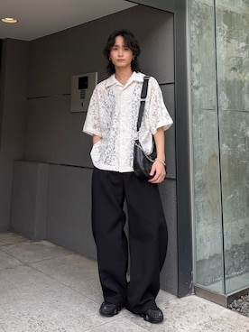 「Lui's（ルイス）のフラワーレースボリュームシャツ（シャツ/ブラウス、ホワイト系）」を使った、れちおさん（メンズ・173cm）の春コーディネート