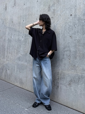 「Lui's（ルイス）のカーブデニム（デニムパンツ、ブルー系）」を使った、れちおさん（メンズ・173cm）の夏コーディネート