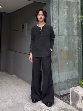 「Lui's（ルイス）のフェードヘンリーネックロンT（Tシャツ/カットソー、ブラック系）」を使った、れちおさん（メンズ・173cm）の夏コーディネート