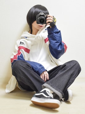 「古着女子」｜「アイテム（ナイロンジャケット）」を使った、てんさん（レディース・155cm）の冬コーディネート