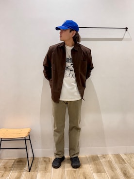 「URBAN RESEARCH(アーバンリサーチ)のLOTTO KEISUKE TERADA CAP(キャップ、ブルー系)」を使った、4yato Komatsubaraさん(メンズ・172cm)の秋コーディネート