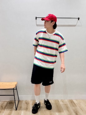「URBAN RESEARCH(アーバンリサーチ)のLOTTO KEISUKE TERADA CAP(キャップ、レッド系)」を使った、4yato Komatsubaraさん(メンズ・172cm)の夏コーディネート