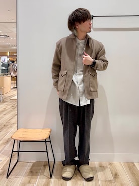 「URBAN RESEARCH DOORS（アーバンリサーチドアーズ）のウールブレンドネップワンタックパンツ（その他パンツ）」を使った、4yato Komatsubaraさん（メンズ・172cm）の冬コーディネート
