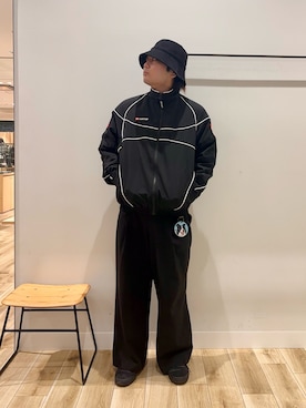 「アイテム（テーラードジャケット）」を使った、4yato Komatsubaraさん（メンズ・172cm・20代）の冬コーディネート