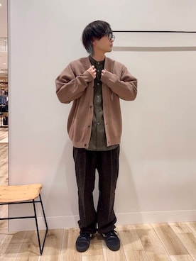「URBAN RESEARCH DOORS（アーバンリサーチドアーズ）のウールブレンドネップワンタックパンツ（その他パンツ）」を使った、4yato Komatsubaraさん（メンズ・172cm）の冬コーディネート