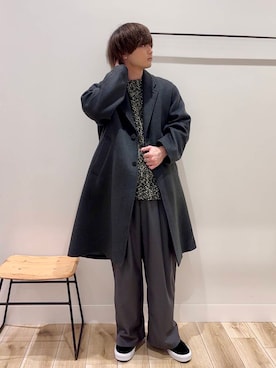 「アイテム（チェスターコート）」を使った、4yato Komatsubaraさん（メンズ・172cm）の冬コーディネート