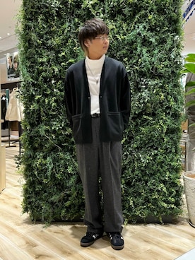 「URBAN RESEARCH DOORS（アーバンリサーチドアーズ）のウールブレンドネップワンタックパンツ（その他パンツ）」を使った、4yato Komatsubaraさん（メンズ・172cm）の秋コーディネート