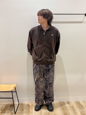 「CAMPER（カンペール）のアイテム」を使った、4yato Komatsubaraさん（メンズ・172cm）の夏コーディネート