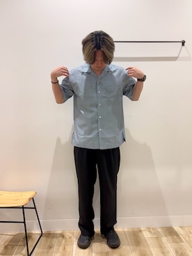 「URBAN RESEARCH DOORS(アーバンリサーチドアーズ)のアイテム(シャツ/ブラウス、ブルー系)」を使った、4yato Komatsubaraさん(メンズ・172cm)の夏コーディネート