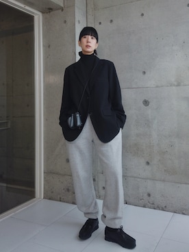 「アイテム（シュシュ）」を使った、RIKAさん（レディース・168cm）の秋コーディネート