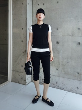 「STYLEMIXER（スタイルミキサー）のストレッチデニムカプリパンツ（デニムパンツ、ブラック系）」を使った、RIKAさん（レディース・168cm）の夏コーディネート