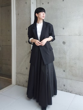 「アイテム（テーラードジャケット）」を使った、RIKAさん（レディース・168cm）の秋コーディネート