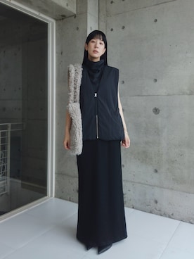 「ETRE TOKYO（エトレトウキョウ）のポインテッドレザースリッポン（スリッポン）」を使った、RIKAさん（レディース・168cm）の夏コーディネート