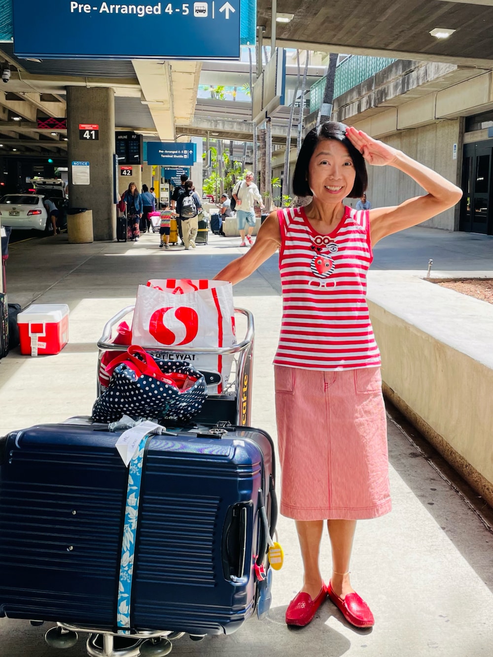 「TOD’Sのアイテム（シューズ、レッド系）」を使った、Misono Moriyamaさん（レディース・161cm）の秋コーディネートの1枚目の写真