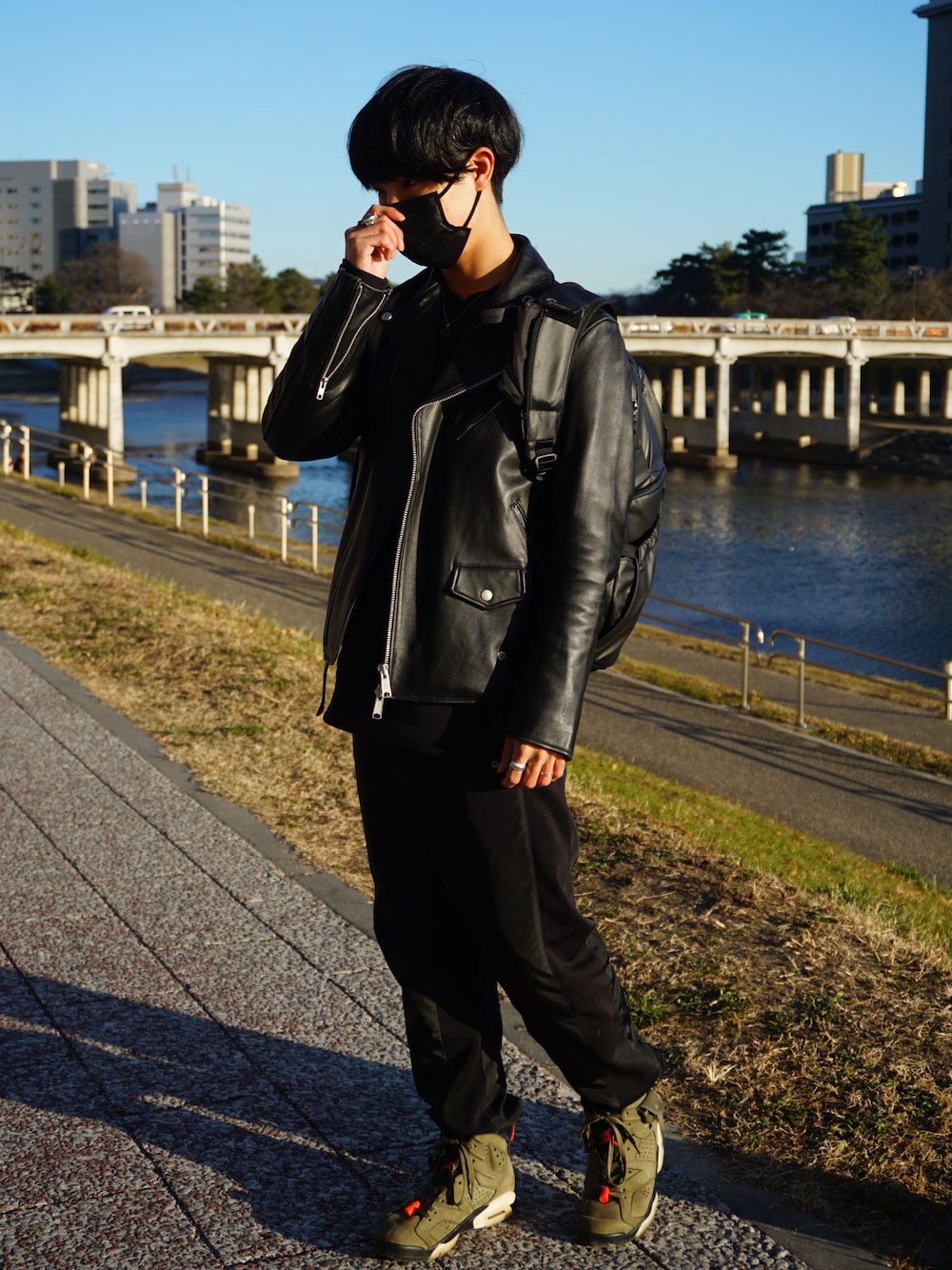 スウェットを使った「UVERworld」の人気ファッションコーディネート - WEAR