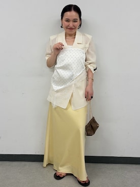 「CAPRICIEUX LE'MAGE（カプリシューレマージュ）のGOLDストラップサンダル（パンプス、ブラック系）」を使った、mari.kana_lemageさん（レディース・150cm）の春コーディネート