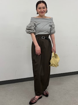 「CAPRICIEUX LE'MAGE（カプリシューレマージュ）のTストラップボーンサンダル（パンプス、ブラック系）」を使った、mari.kana_lemageさん（レディース・150cm）の春コーディネート