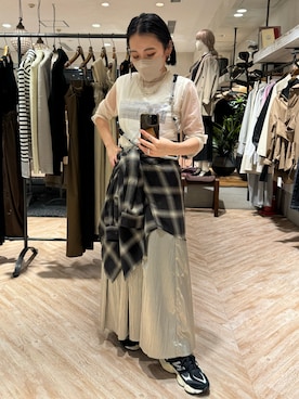「SLOBE IENA（スローブイエナ）のアイテム」を使った、mari.kana_lemageさん（レディース・150cm）の秋コーディネート