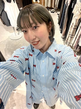 「LOWRYS FARM（ローリーズファーム）の【名探偵コナン】ストライプSETUP 672178（シャツ/ブラウス、ブルー系）」を使った、kanamiさん（レディース）の春コーディネート