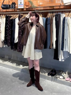 「LOWRYS FARM（ローリーズファーム）のAラインミニキャミワンピース 1047089（スカート、ホワイト系）」を使った、kanamiさん（レディース）の秋コーディネート