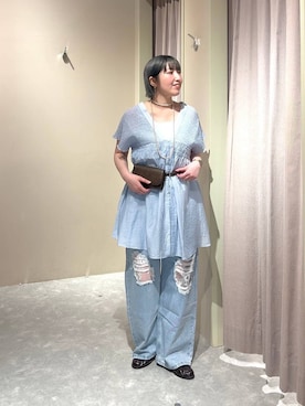 「LOWRYS FARM（ローリーズファーム）のソウバリスクエアタンクトップ　294378（タンクトップ、シルバー系）」を使った、kanamiさん（レディース）の春コーディネート