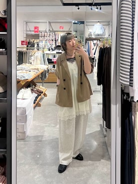 「LOWRYS FARM（ローリーズファーム）のカットイージーカーブパンツ 292362（スウェットパンツ、グレー系）」を使った、kanamiさん（レディース）の春コーディネート