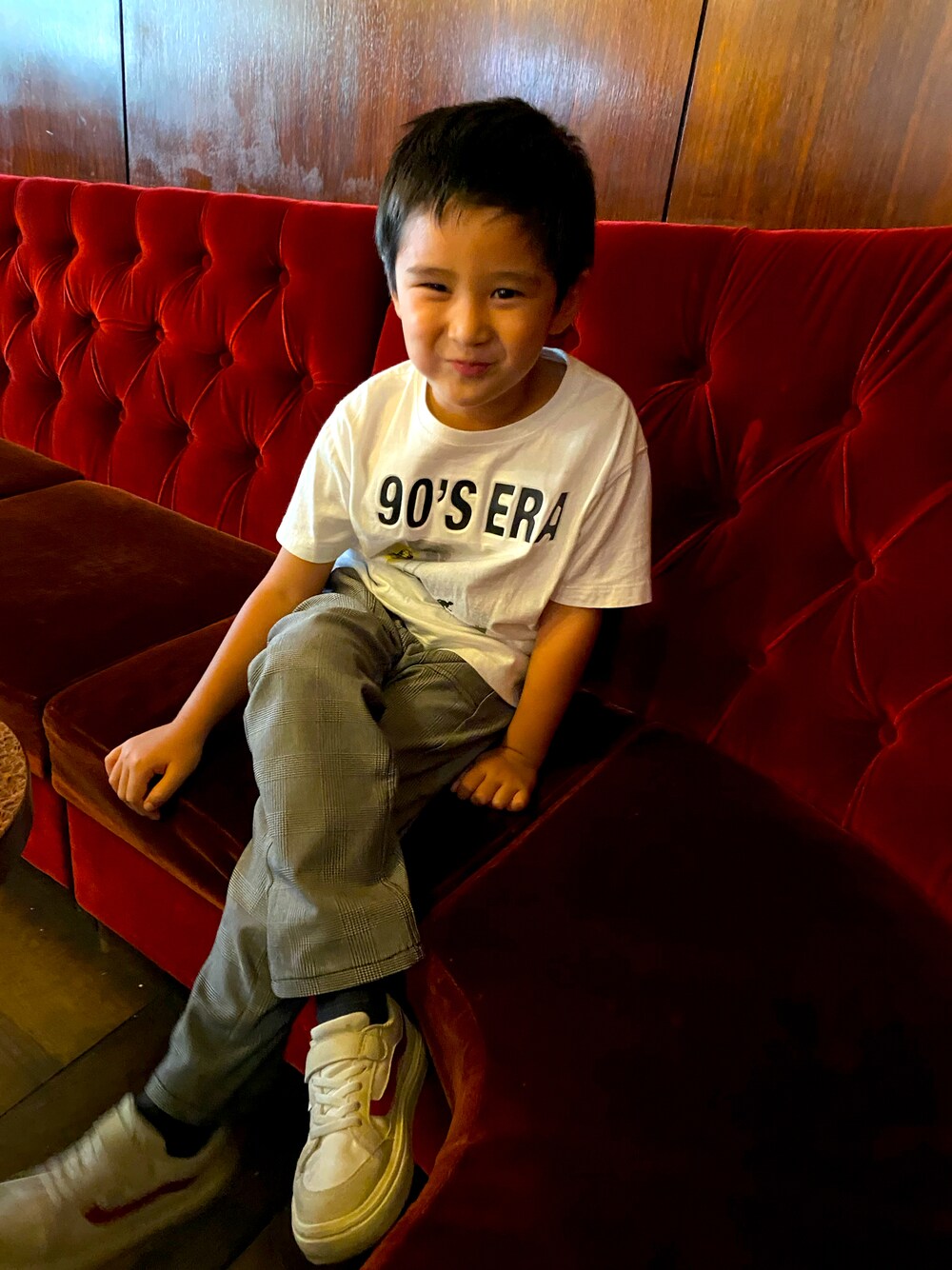 「ZARA KIDSのアイテム（Tシャツ/カットソー、ホワイト系）」を使った、SHUNKIさん（キッズ・120cm）の秋コーディネートの1枚目の写真