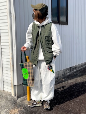 「INTER FACTORY（インターファクトリー）のアイテム（カーゴパンツ）」を使った、shizukü    さん（レディース・173cm）の冬コーディネート