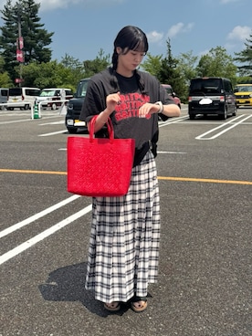 「アイテム（かごバッグ）」を使った、shizukü    さん（レディース・173cm）の夏コーディネート