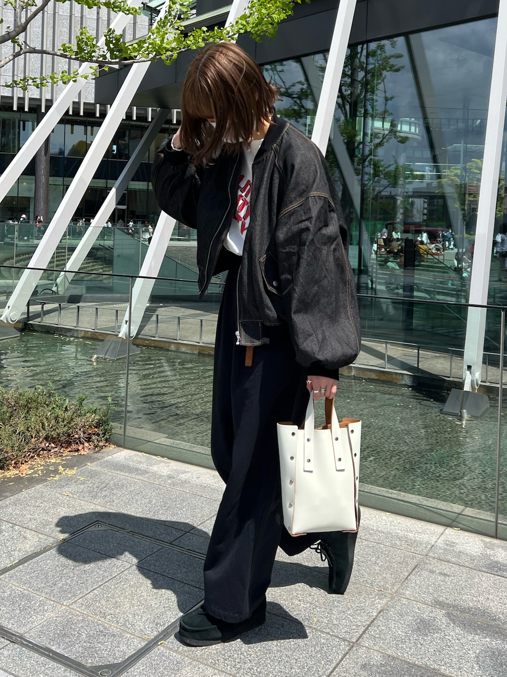 shizukü ｜Hender Schemeのハンドバッグを使ったコーディネート - WEAR