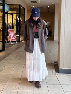 「LOUNGEDRESS（ラウンジドレス）の【INDIA】ギャザーティアードレーススカート（スカート、ホワイト系）」を使った、shizukü    さん（レディース・173cm）の秋コーディネート