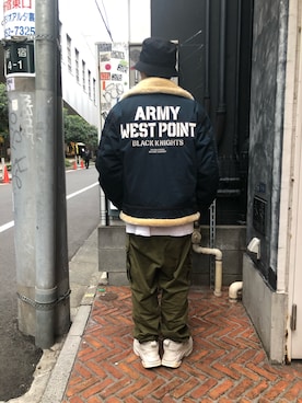 「アイテム（ミリタリージャケット）」を使った、りいちさん（メンズ・168cm）の冬コーディネート