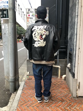 「AVIREX（アヴィレックス）のアイテム（スタジャン）」を使った、りいちさん（メンズ・168cm）の春コーディネート