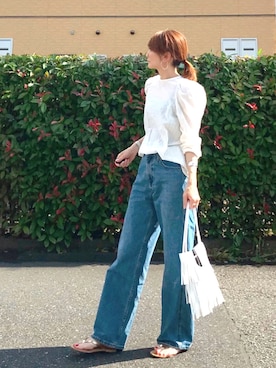 「UNIQLO（ユニクロ）のハイライズワイドストレートジーンズ（デニムパンツ）」を使った、ＬＵＭＩＥさん（レディース・163cm）の夏コーディネート