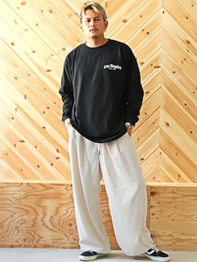 「バックロゴ」｜LUX STYLE staffさん（メンズ・180cm）の秋コーディネート