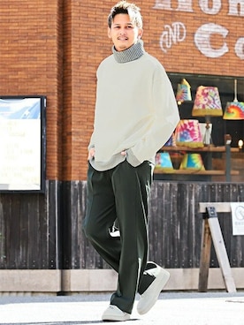 「タートルネックセーター」｜LUX STYLE staffさん（メンズ・180cm）の冬コーディネート
