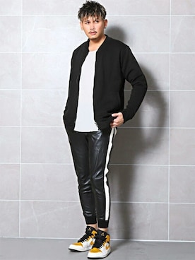 「クルーネックTシャツ」｜LUX STYLE staffさん（メンズ・180cm）の冬コーディネート