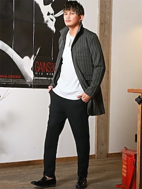 「クルーネックTシャツ」｜LUX STYLE staffさん（メンズ・180cm）の冬コーディネート